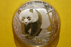10 YUAN CHINY 2001 D PANDA WIELKA SREBRO 999 UNCJA