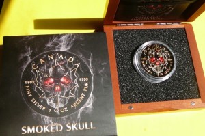 5$ KANADA 2018 MAPLE LEAF SMOKED SKULL Ag/Au RUTHE