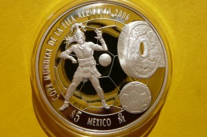 5 PESO MEKSYK 2006 INDIANIN PIŁKA NOŻNA Ag 999 Oz