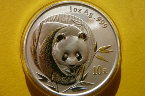 10 YUAN CHINY 2003 PANDA WIELKA SREBRO 999 UNCJA
