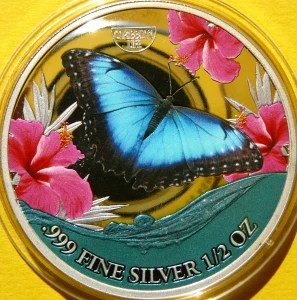 500 FRANK KAMERUN 2023 MOTYL NIEBIESKI ŻYCIE NA KARAIBACH Ag 999