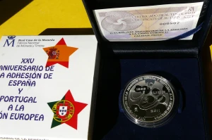 10 EURO HISZPANIA 2011 WSTĄPIENIE HISZPANII I PORTUGALII DO UE
